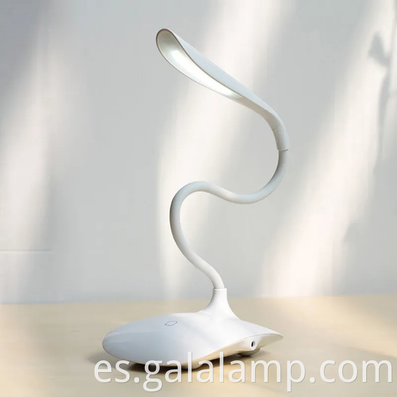 Lámpara de escritorio LED de control táctil ajustable con protección para los ojos